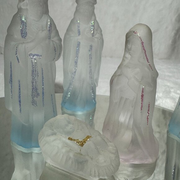 Frosted Glass Nativity Scene Ethereal Winter Landscape Display on Mirror - Picture 3 of 8